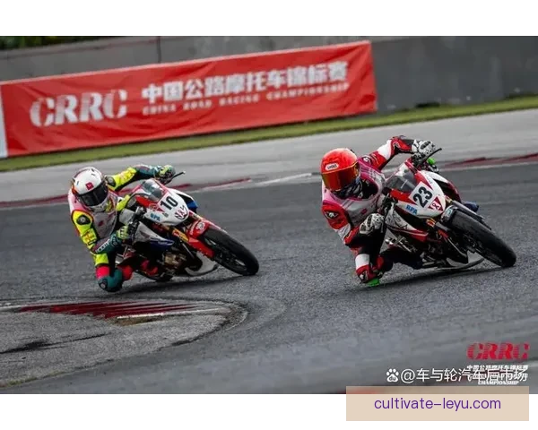 摩托车大奖赛最新战况分析 赛季巅峰对决引领全球关注